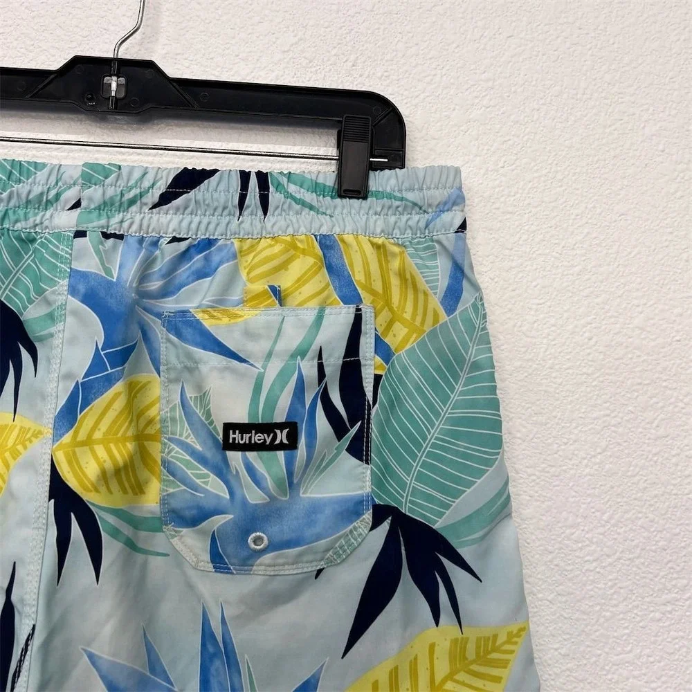 Hurley Boardshorts Mens XL Blue Bird Rock Volley Floral Linerless‎ Quickdry